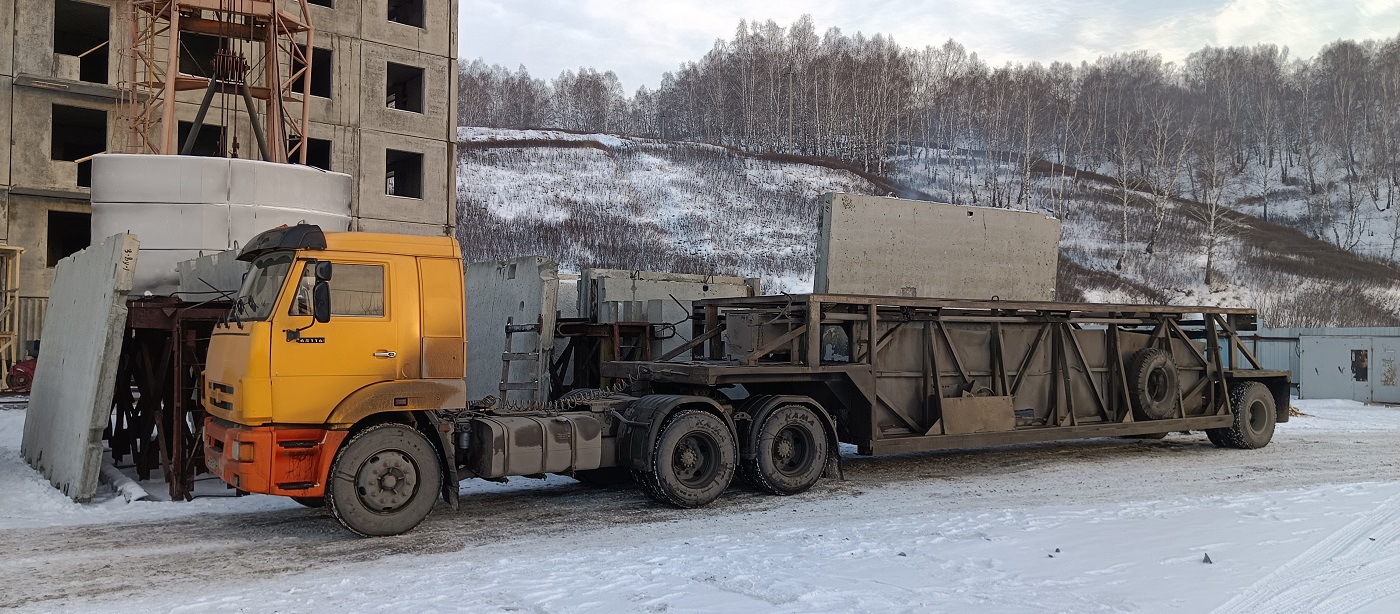 Аренда и услуги панелевозов для перевозки ЖБИ изделий в Калужской области